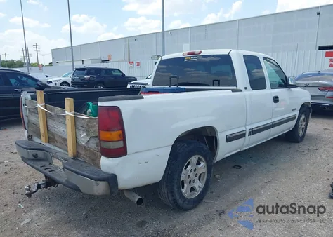 2001 Chevrolet Silverado 1500 Lt из США, поврежденный, VIN 2GCEC19T411116887